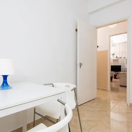 Aigli House Case de vacanță Skála Kallirákhis